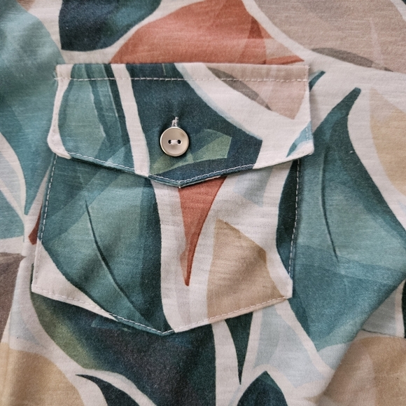 Alfred Dunner Colorful Leaf Print Button-Up Shirt Size 3X - Picture 4 of 8